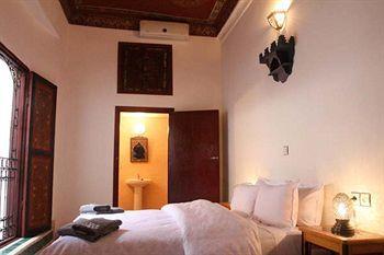 Dar Sondos Hotel Fes Exterior photo